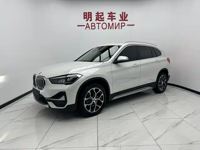 BMW X1 sDrive20Li, Стиль