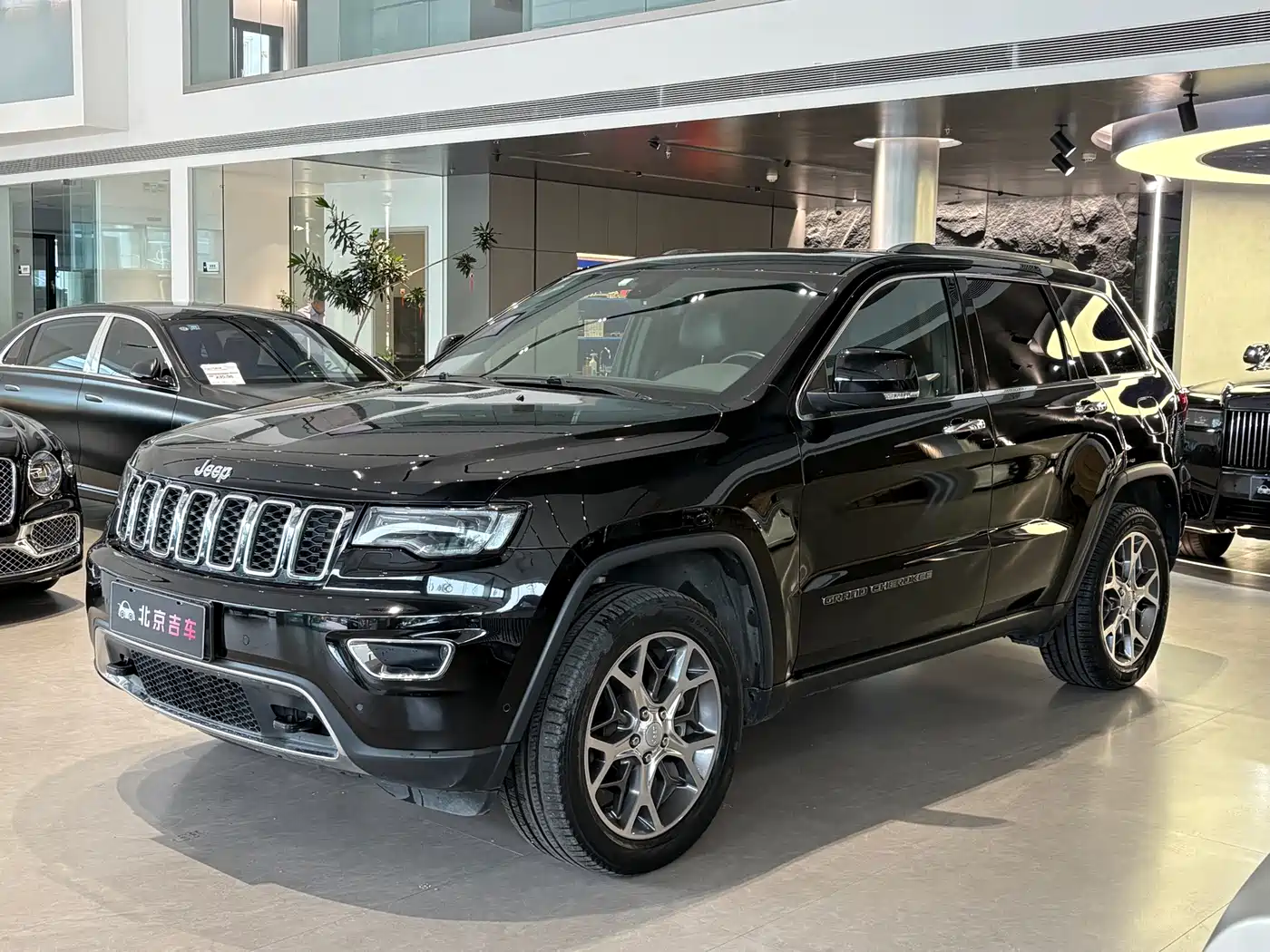 Jeep Grand Cherokee (Import) 2020 2020 3.0L Elite Navigation Edition