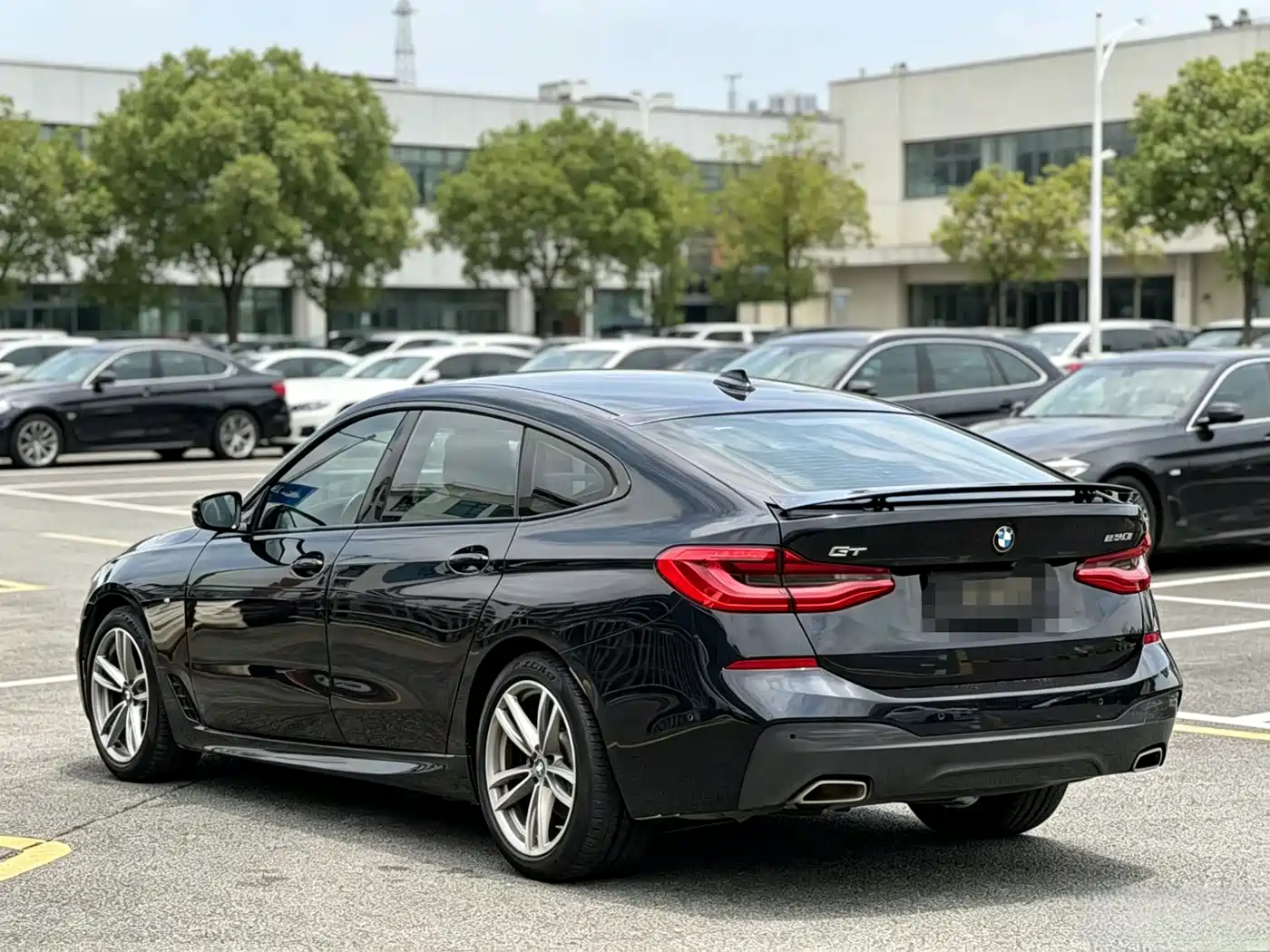BMW 6 Series GT 2020 630i M Sport Package фото 9