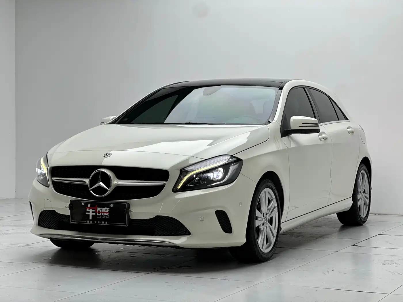 Mercedes-Benz A-Class (Import) 2017 A 200 Dynamic Edition