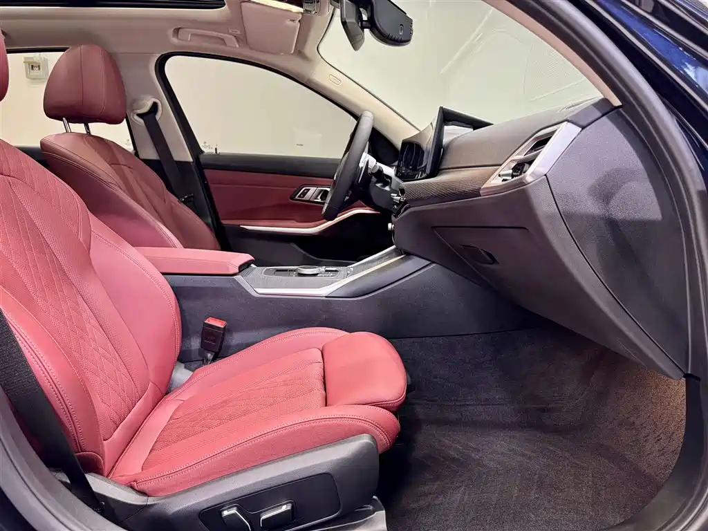 BMW 3 Series 2025 325Li M Sport Package фото 19