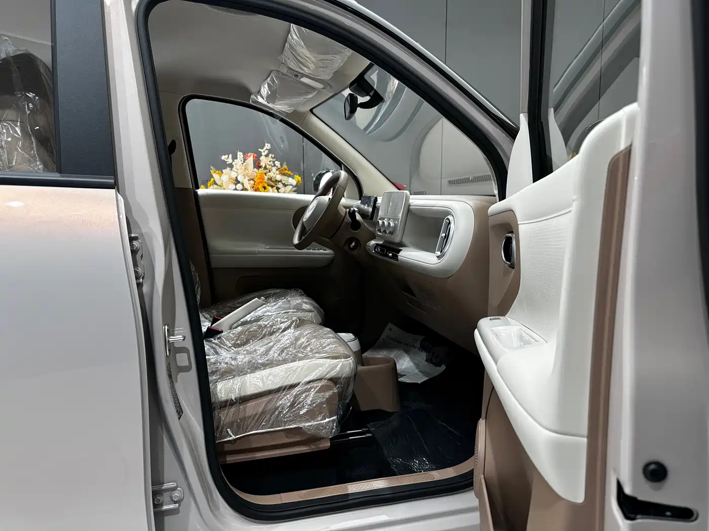 WULING AUTOMOBILE HONGGUANG MINIEV