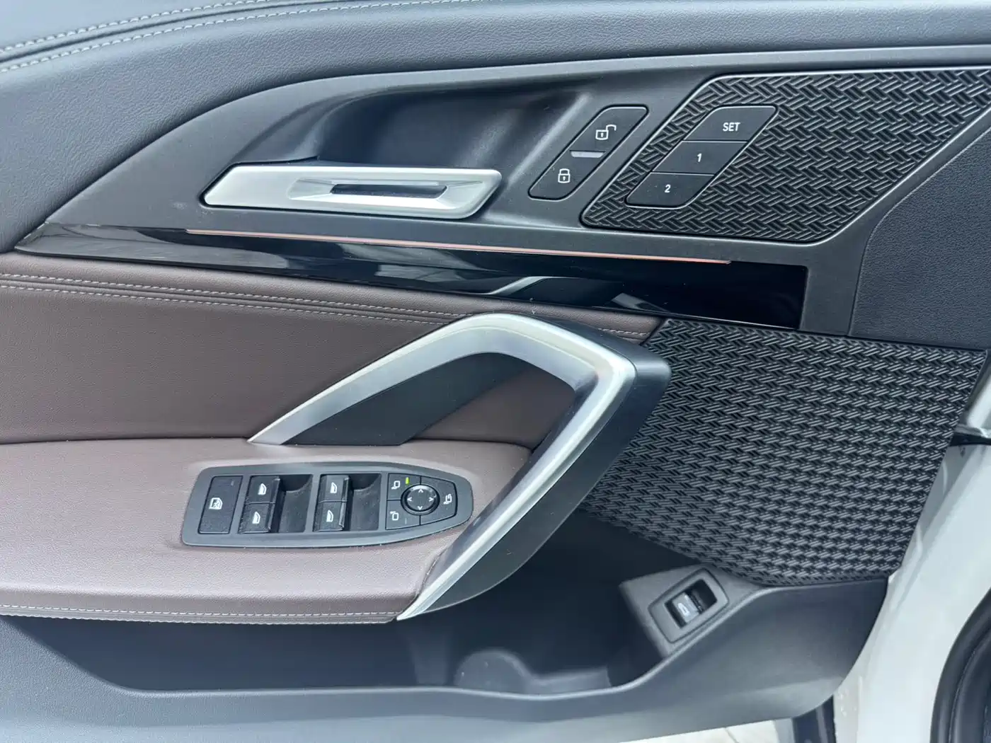 BMW X1 2024 sDrive20Li X Design Package фото 8