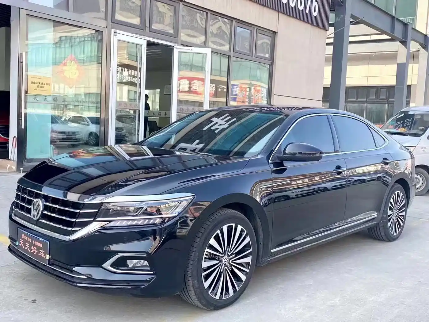Фото 1 - Volkswagen Passat