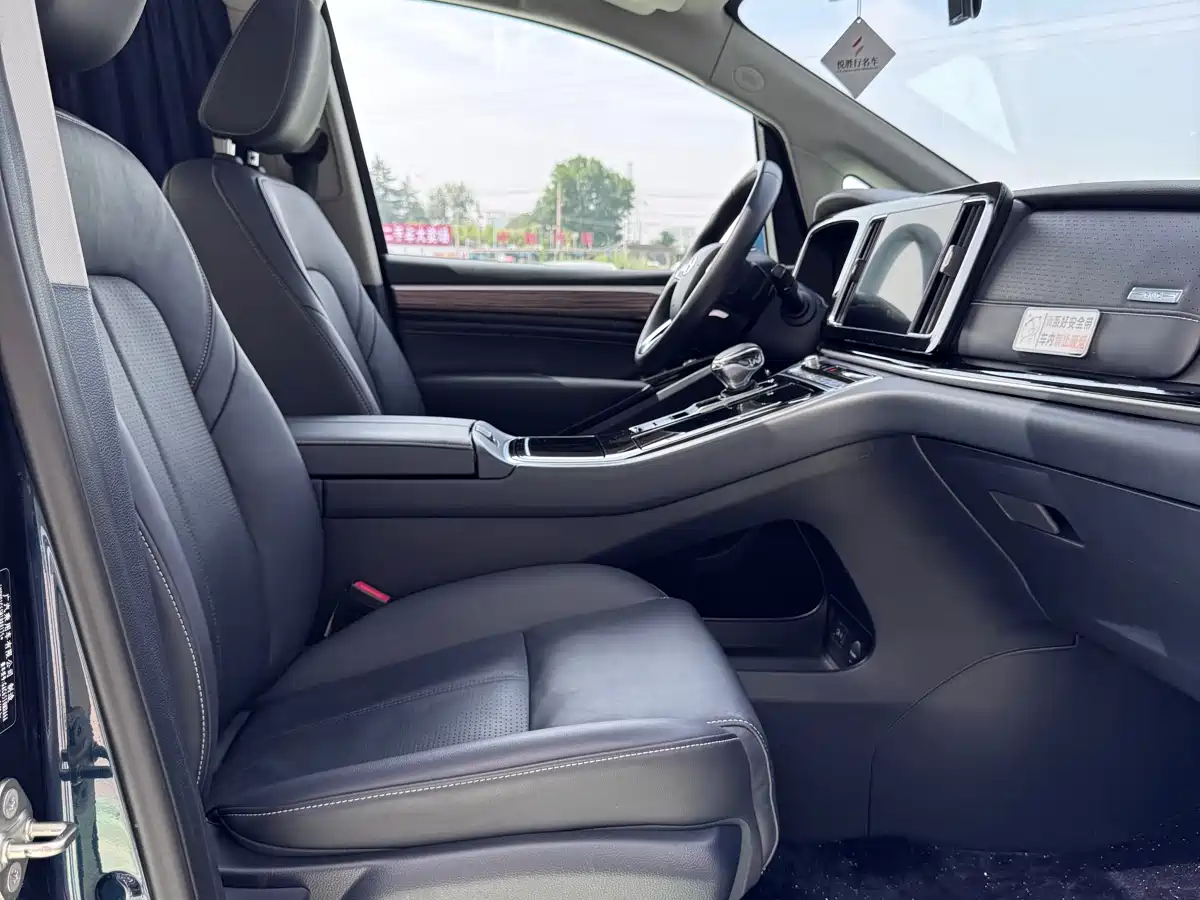 GAC Trumpchi Trumpchi M8 2021 Leading Show Series 390T Prestige Edition фото 11