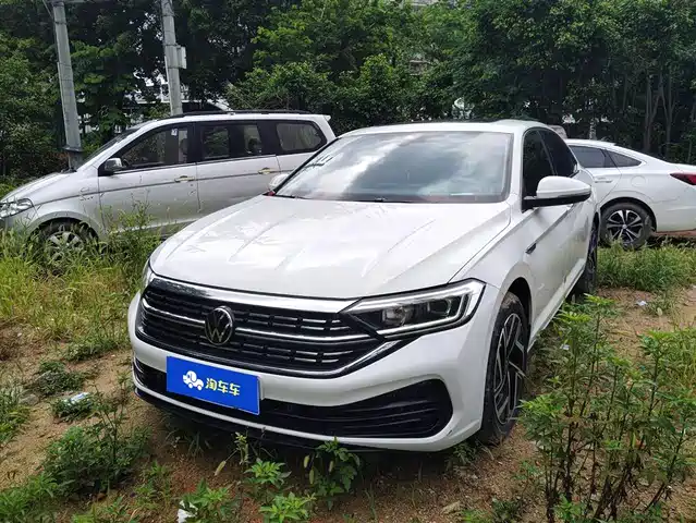 Volkswagen Sagitar 2023 300TSI DSG Surpassing Edition