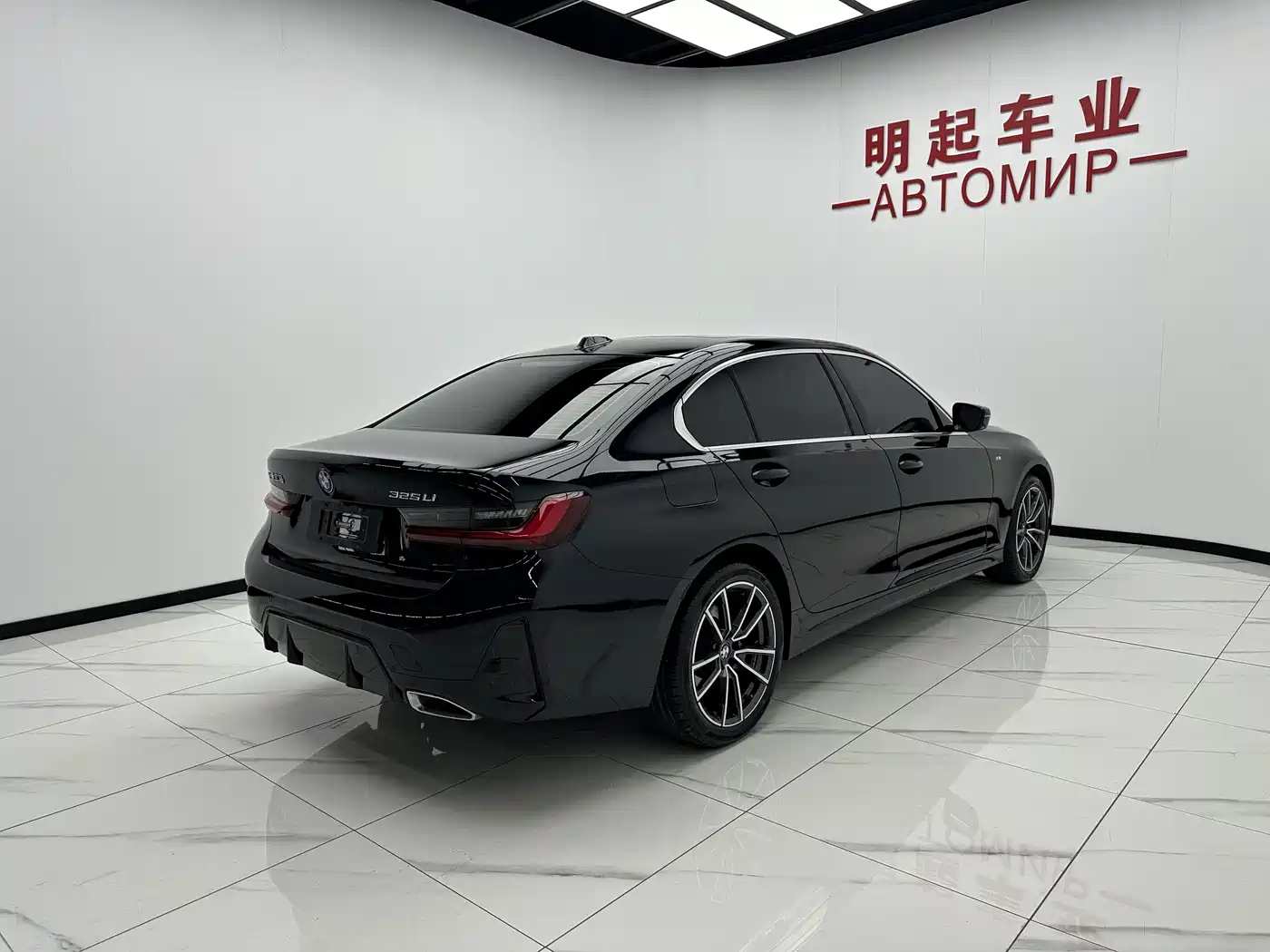 BMW 3 Series 2023 320Li M Sport Package фото 9