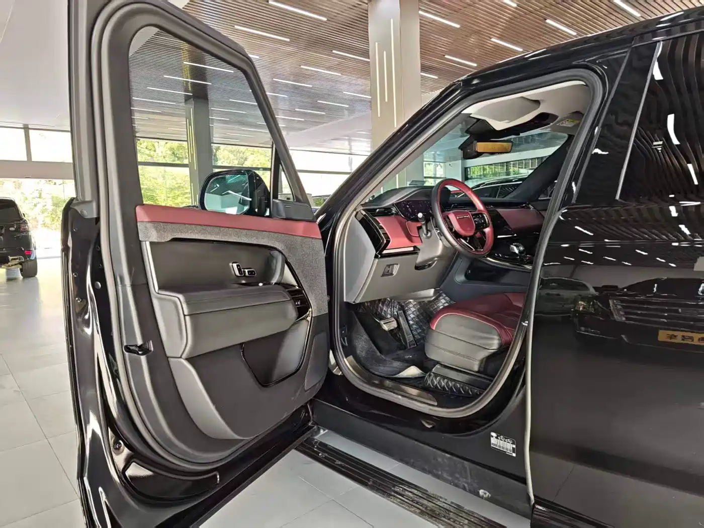 Land Rover Range Rover Sport 2024 400PS Dynamic HSE фото 15
