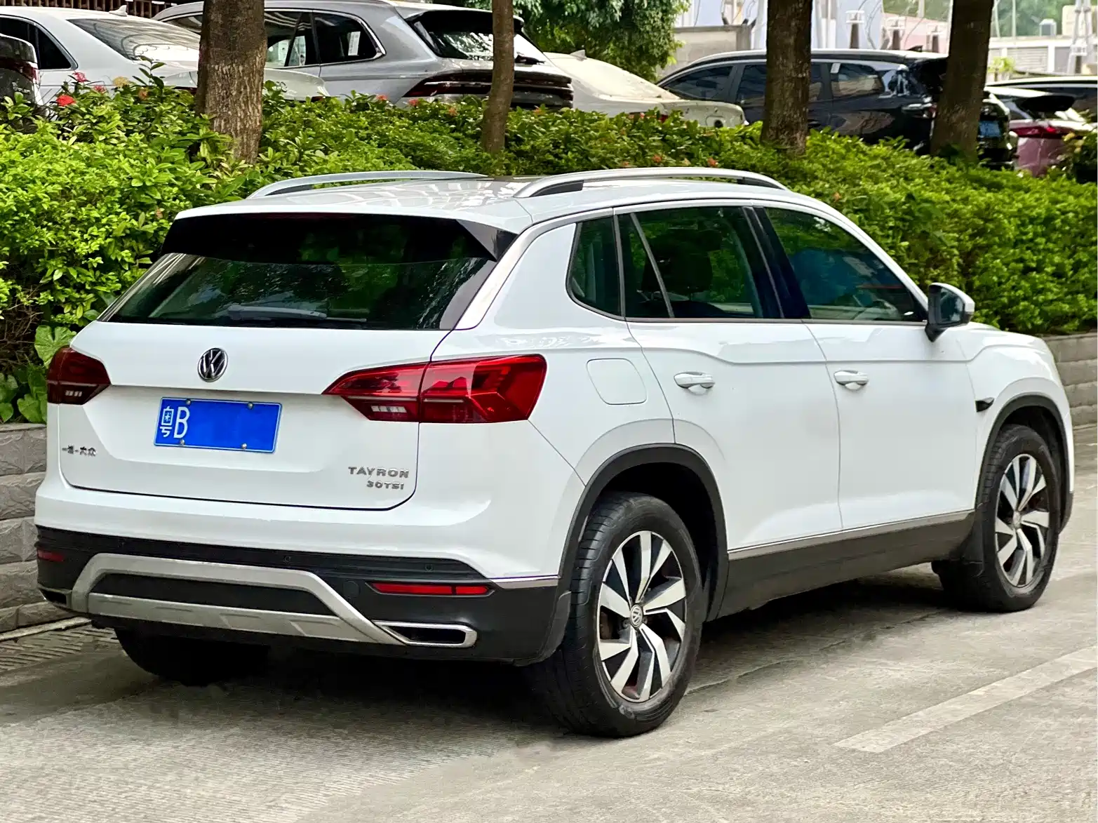 Фото 9 - Volkswagen Tayron