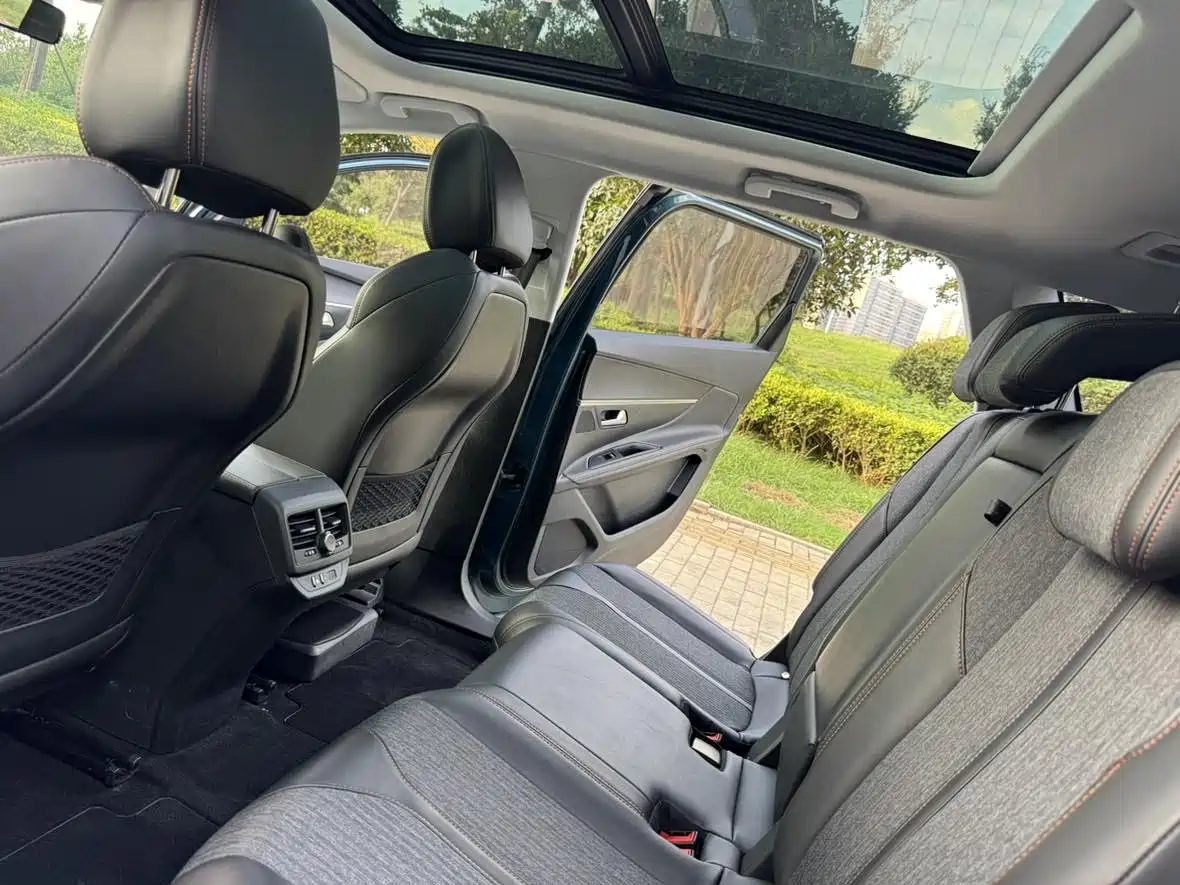 Peugeot 5008 2018 2017 350THP 5-Seat Elite Edition