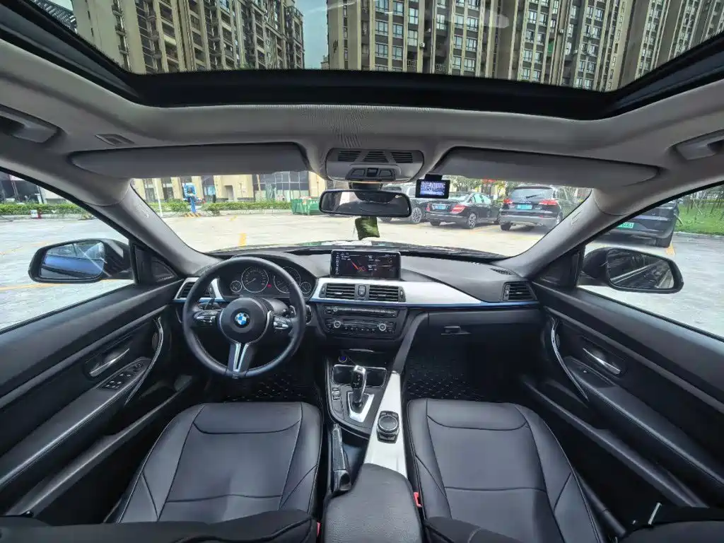BMW 3 Series GT 2015 2014 320i Leading Edition