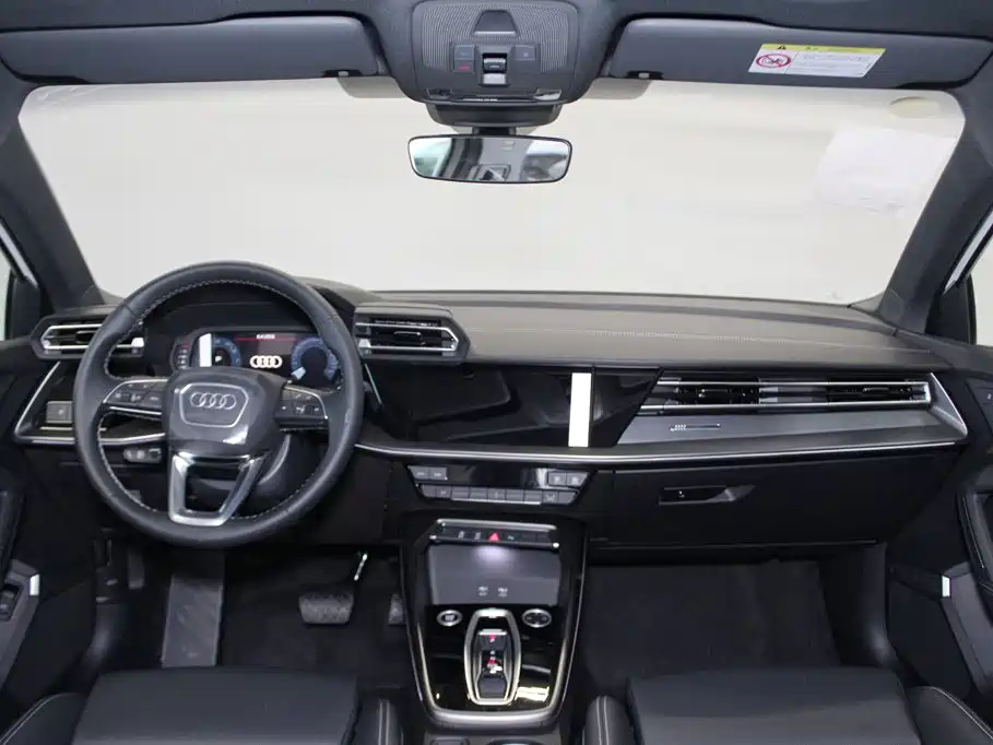 Audi A3 2026 2025 Facelift Sportback 35TFSI Flying Spur Premium