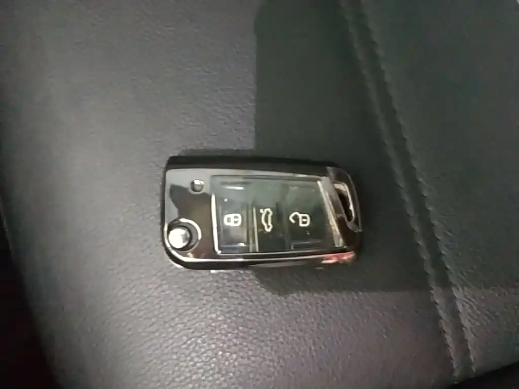 Фото 9 - Volkswagen Tiguan