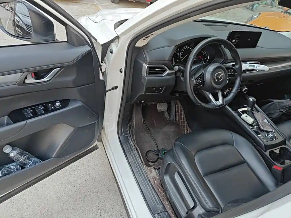 Фото 16 - Mazda CX-5