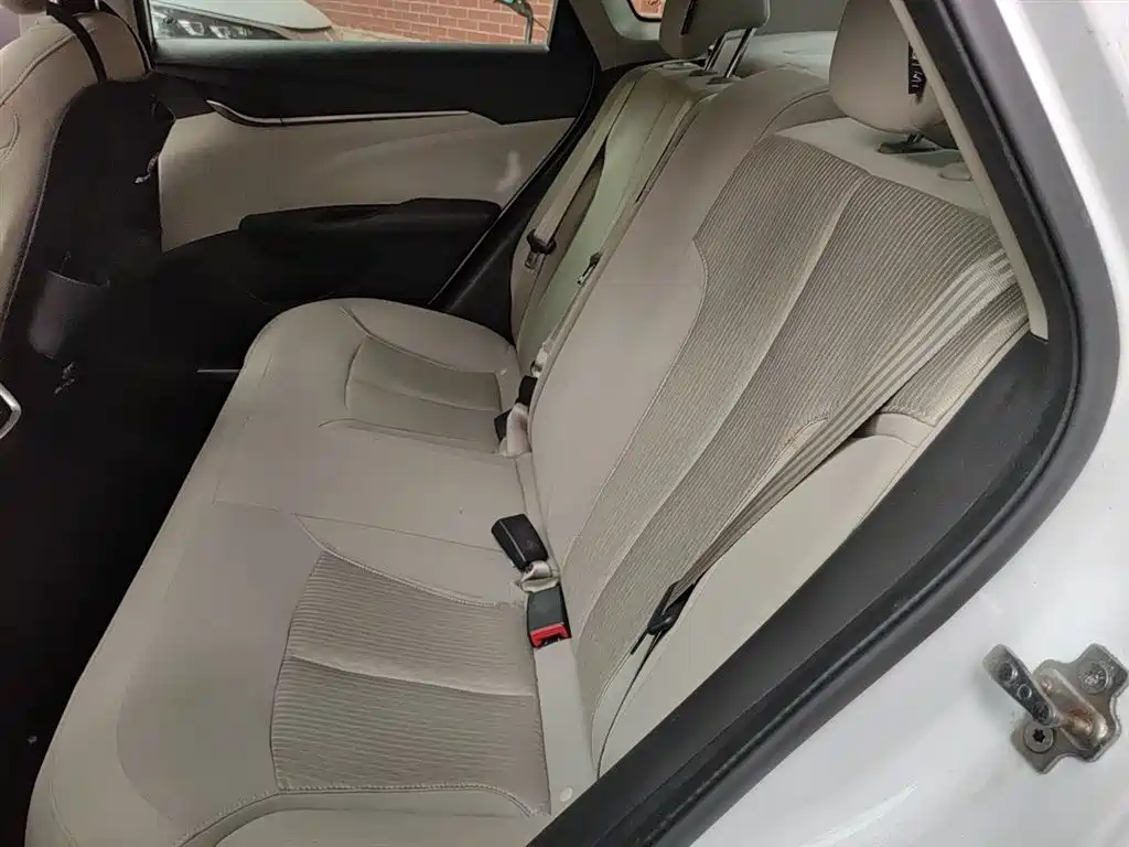 Buick Excelle 2015 15N Automatic Elite фото 15