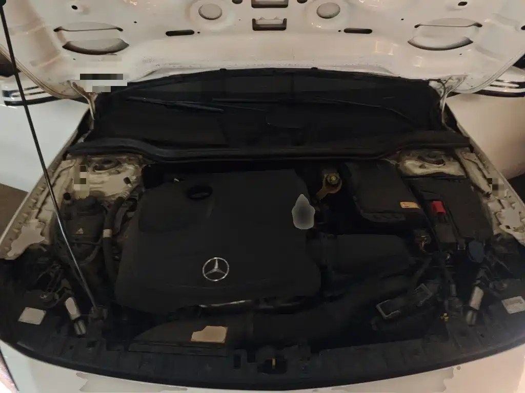 Mercedes-Benz GLA 2015 2016 GLA 200 Dynamic