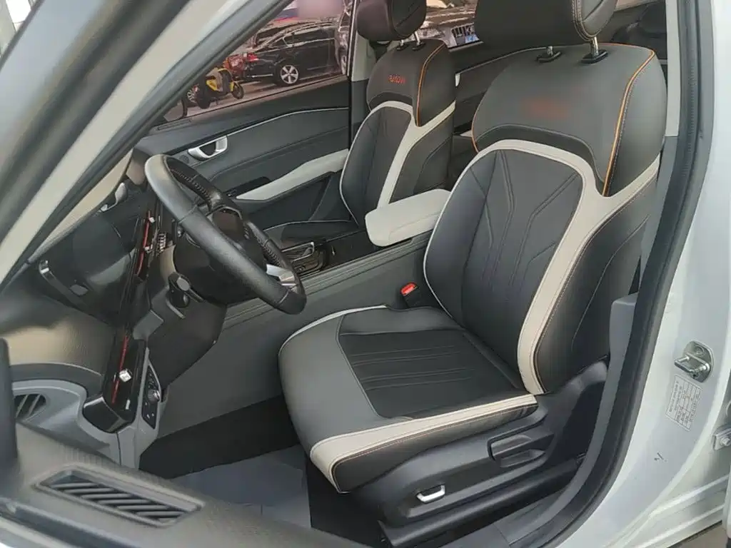 Baojun RC-6 2019 2019 1.5T CVT 24-hour Online Luxury