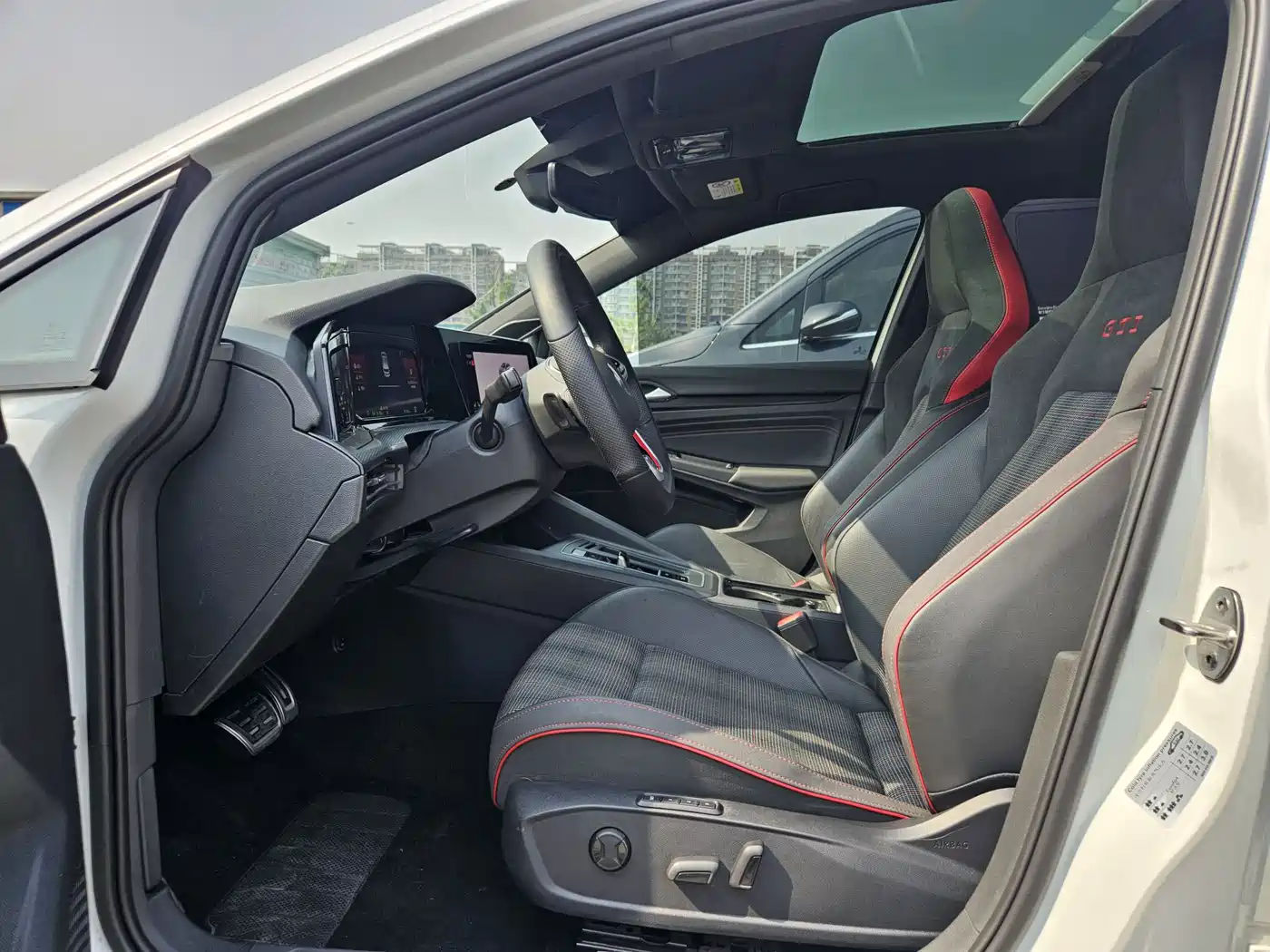 Volkswagen Golf GTI 2021 380TSI DSG GTI фото 7