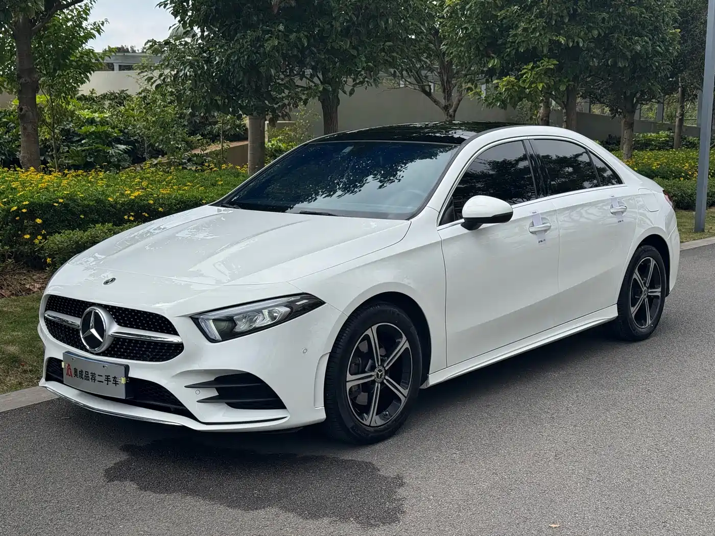 Mercedes-Benz A-Class 2022 Facelift III A 200 L Sport Sedan Fashion