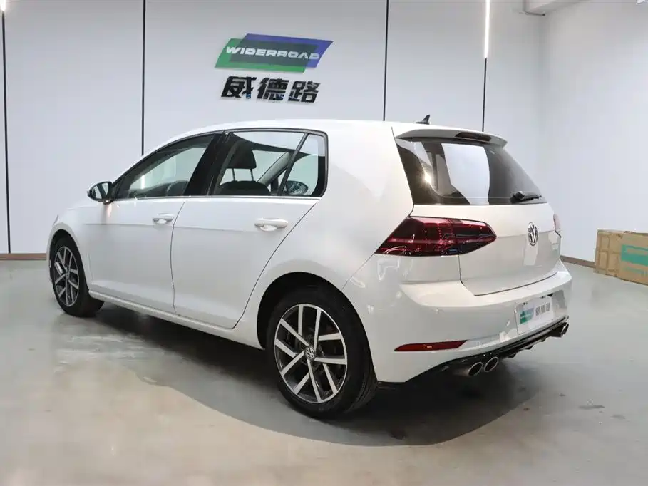 Volkswagen Golf 2019 280TSI DSG Luxury (China V) фото 4
