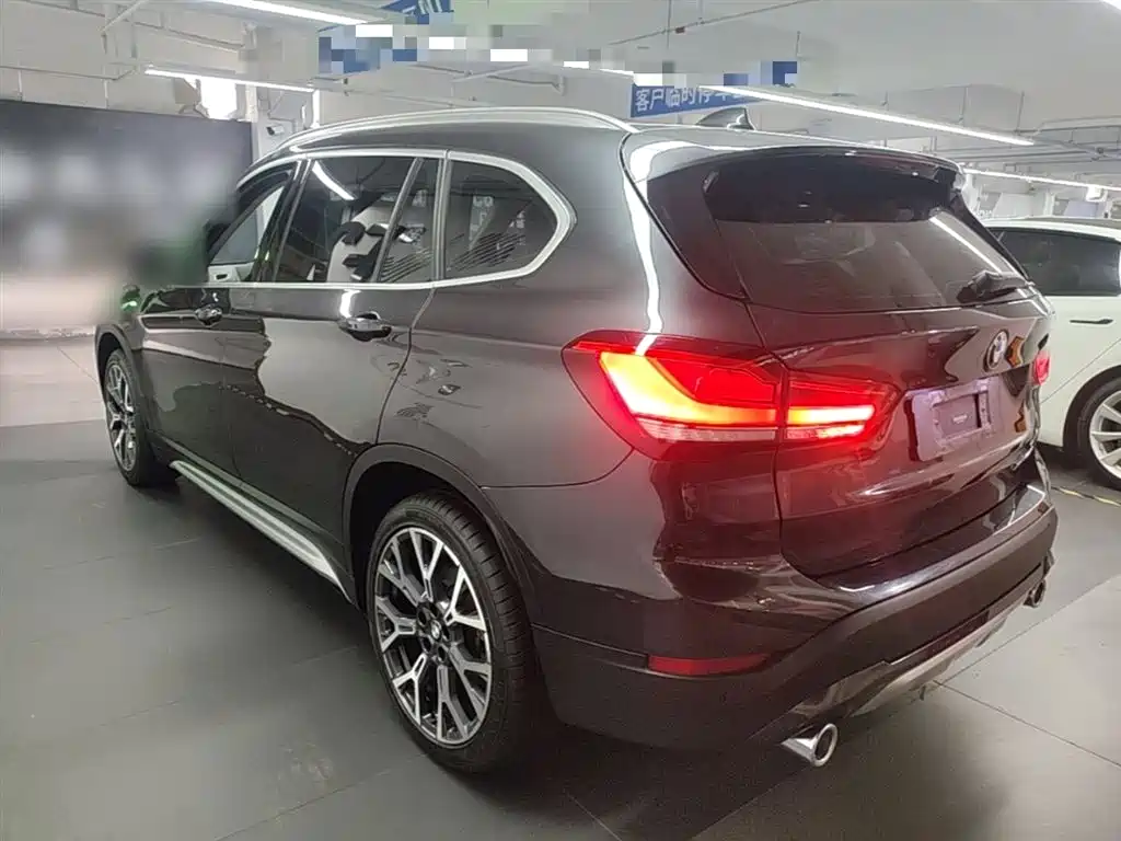 BMW X1 2022 Facelift xDrive25Li Premium Edition фото 5