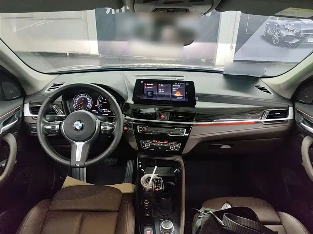 BMW X1 2022 Facelift xDrive25Li Premium Edition фото 10