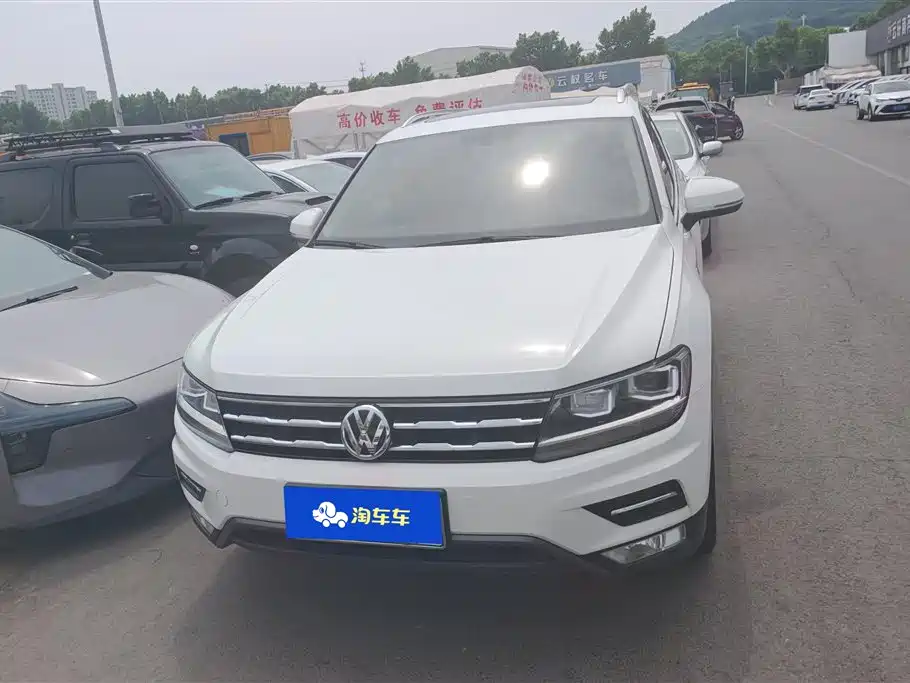 Volkswagen Tiguan L 2019 330TSI Auto 2WD Panorama Comfort Edition China V фото 2