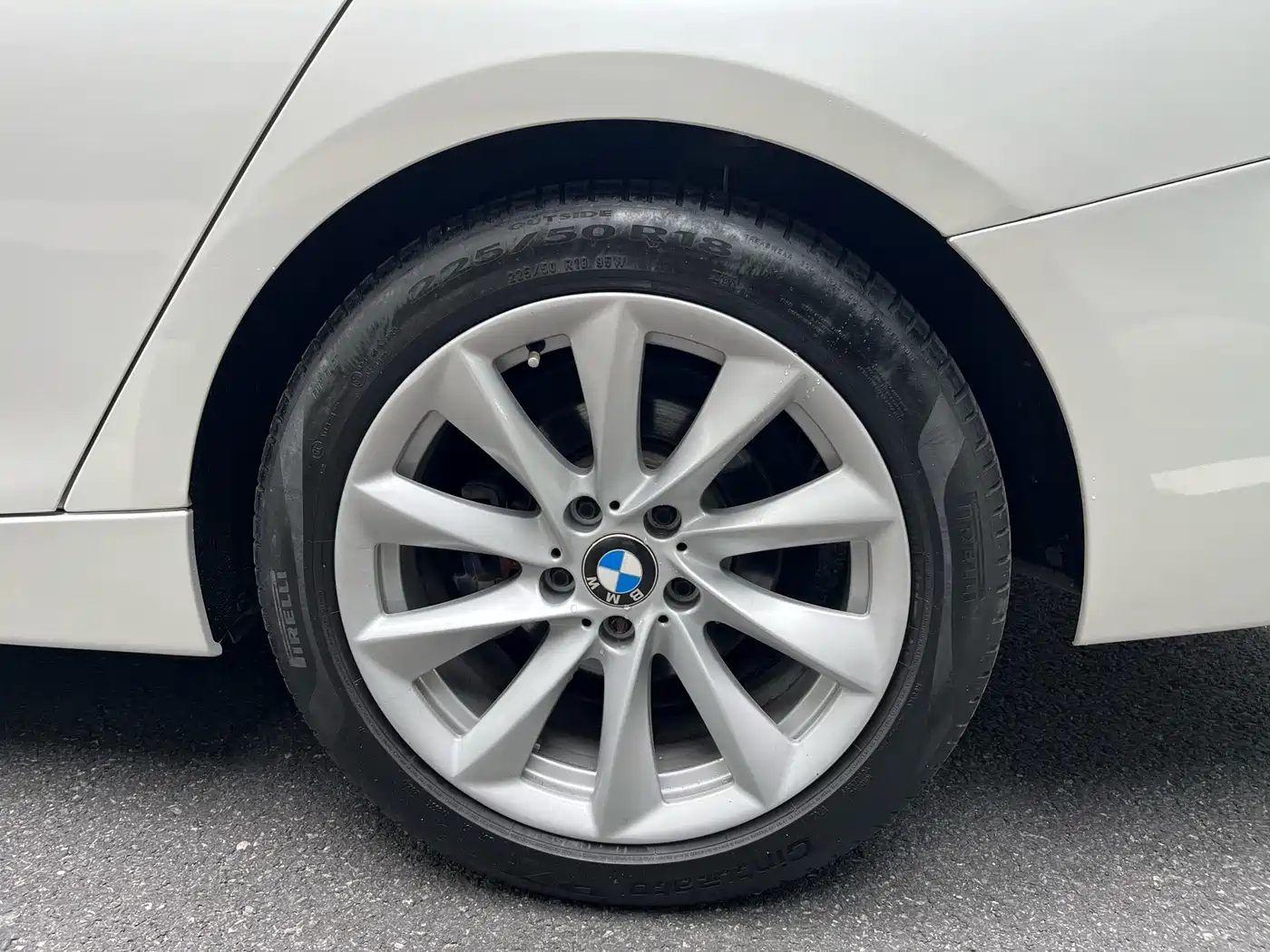 BMW 3 Series GT 2019 320i Fashion Model фото 11