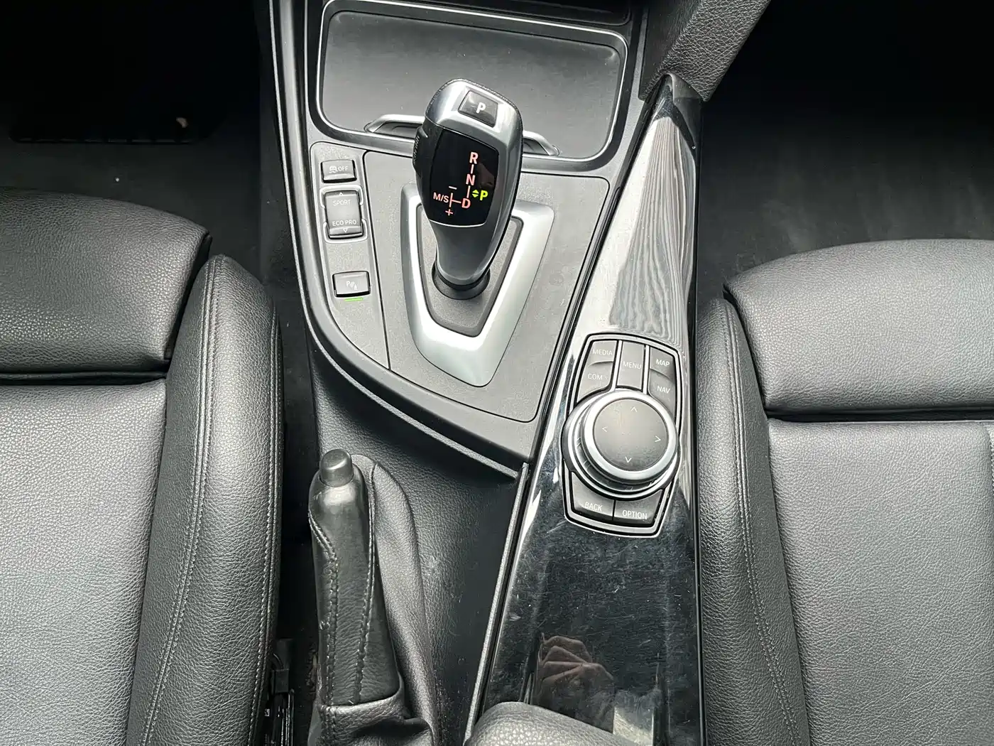 BMW 3 Series GT 2019 320i Fashion Model фото 32