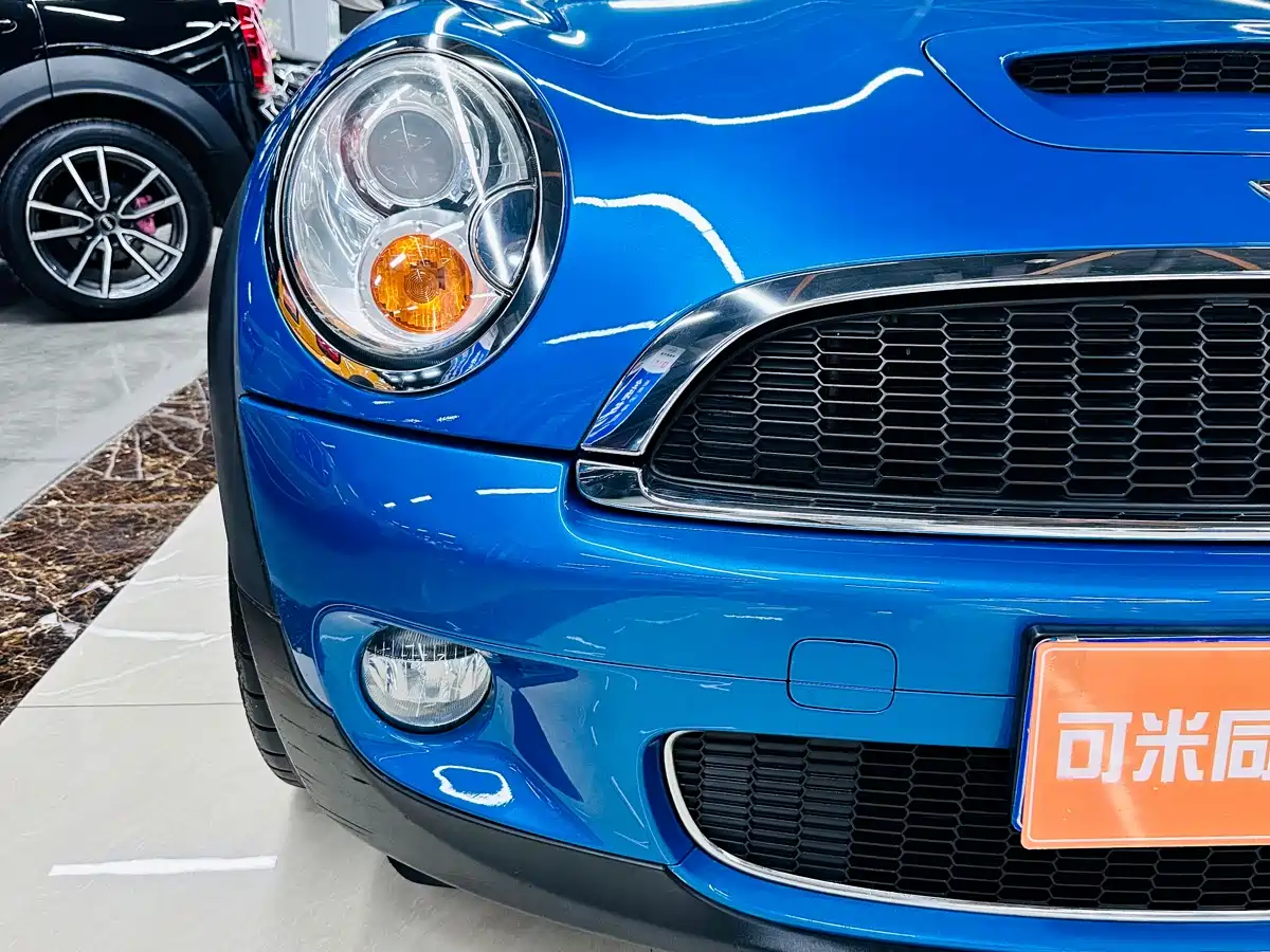 Фото 10 - MINI CLUBMAN