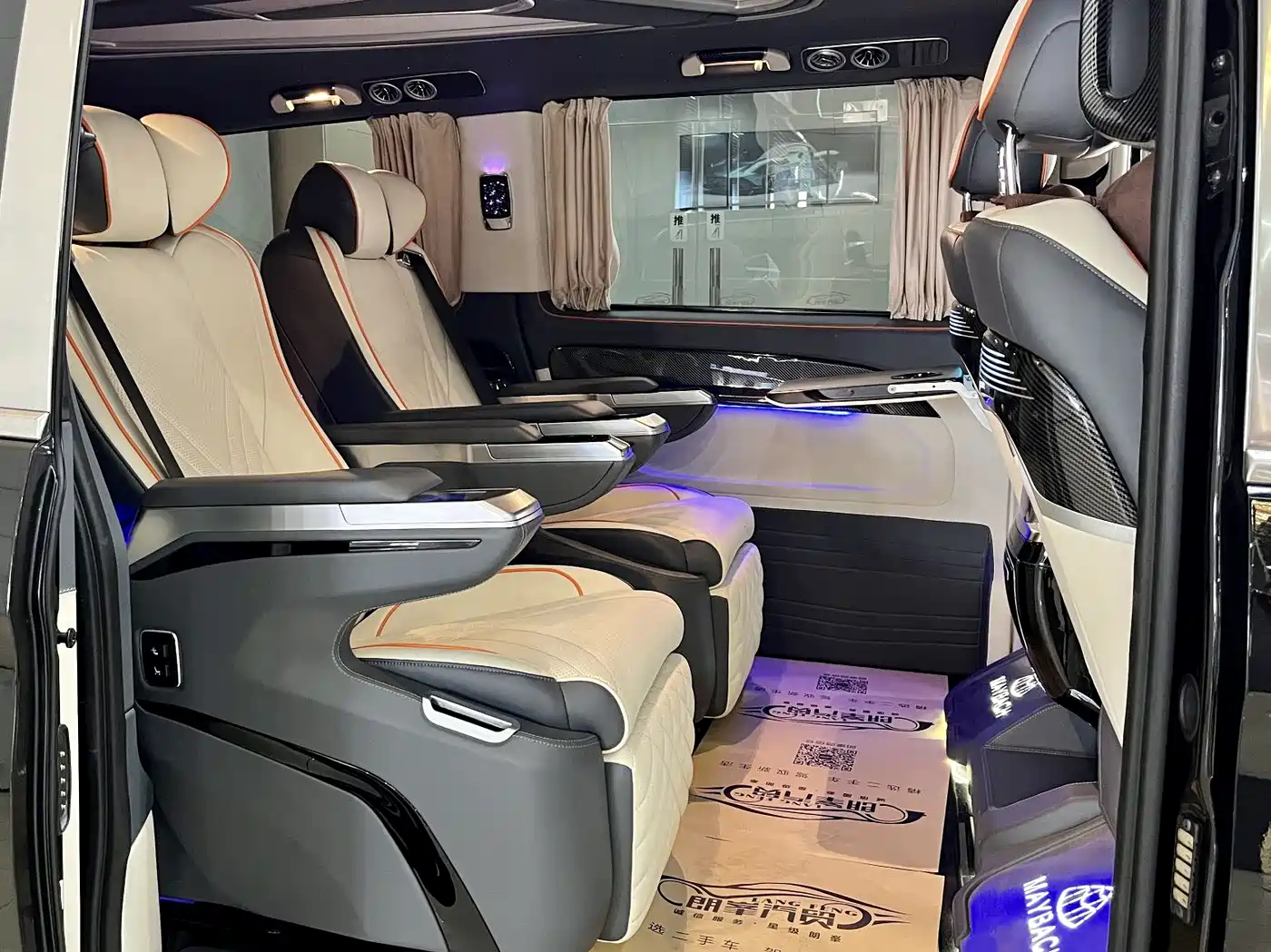Mercedes-Benz Vito 2023 2.0T Business 7-Seater фото 17