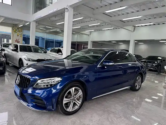 Mercedes-Benz C-Class 2020