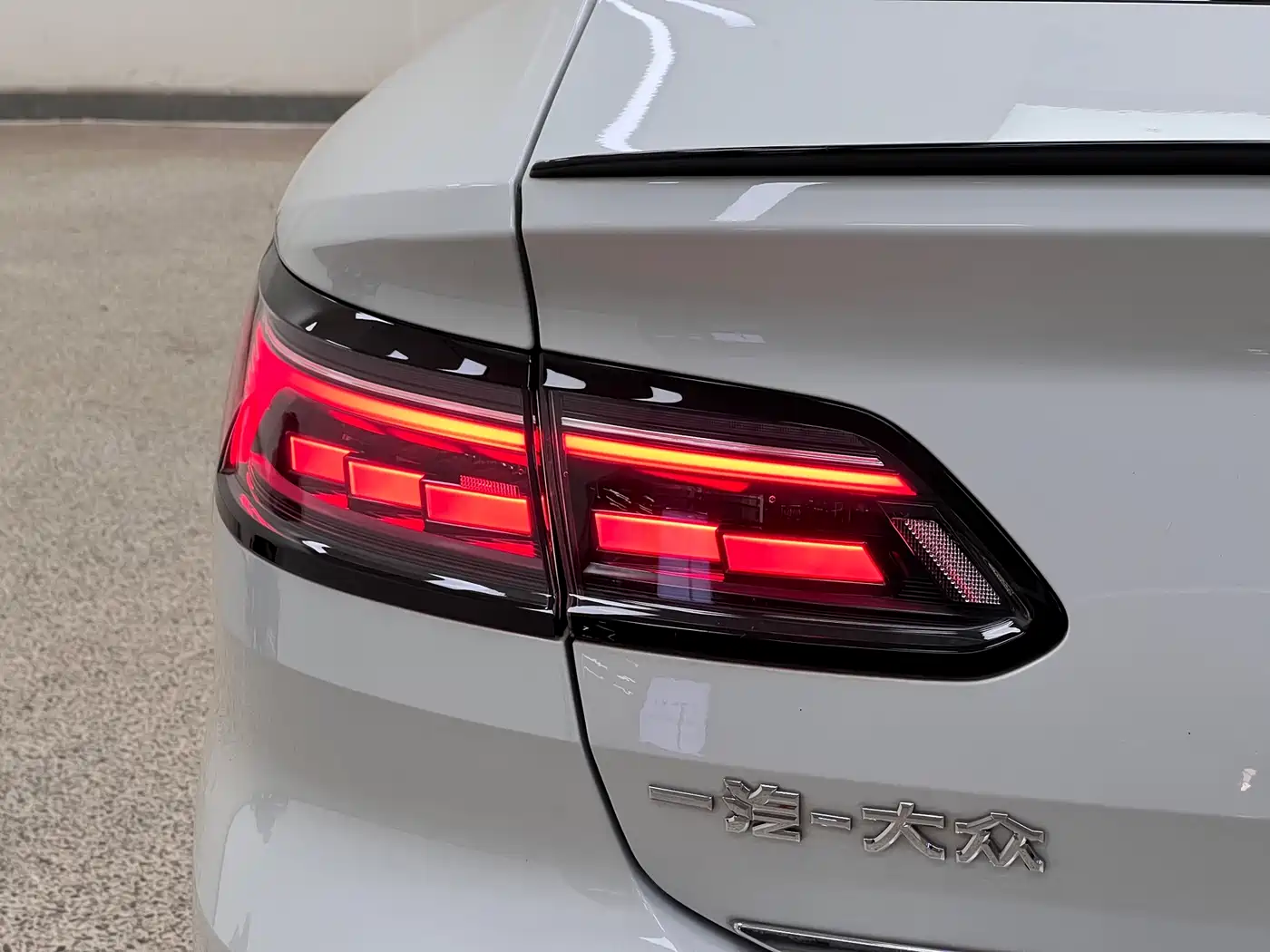 Volkswagen FAW-Volkswagen CC 2021 Model 380TSI Shining Edition фото 8
