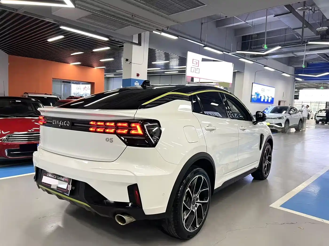 Lynk & Co 05 2020 2.0TD 2WD Shine Halo фото 9