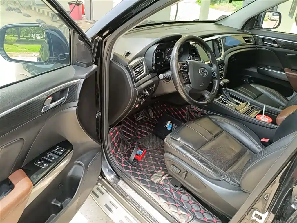 GAC Trumpchi Trumpchi GS7 2017 280T 2WD Luxury фото 16