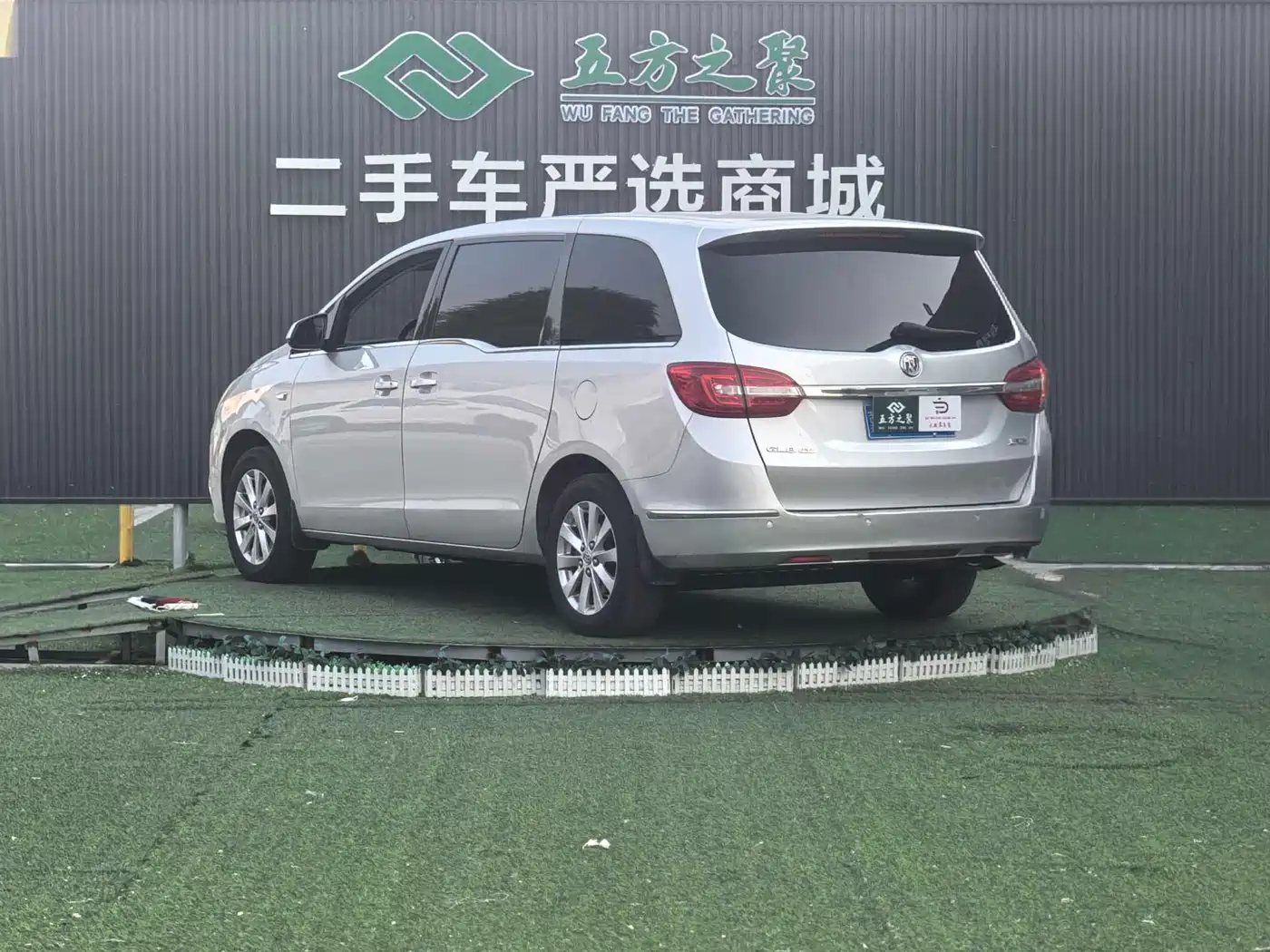 Buick GL8 2017 25S Comfort China V фото 6