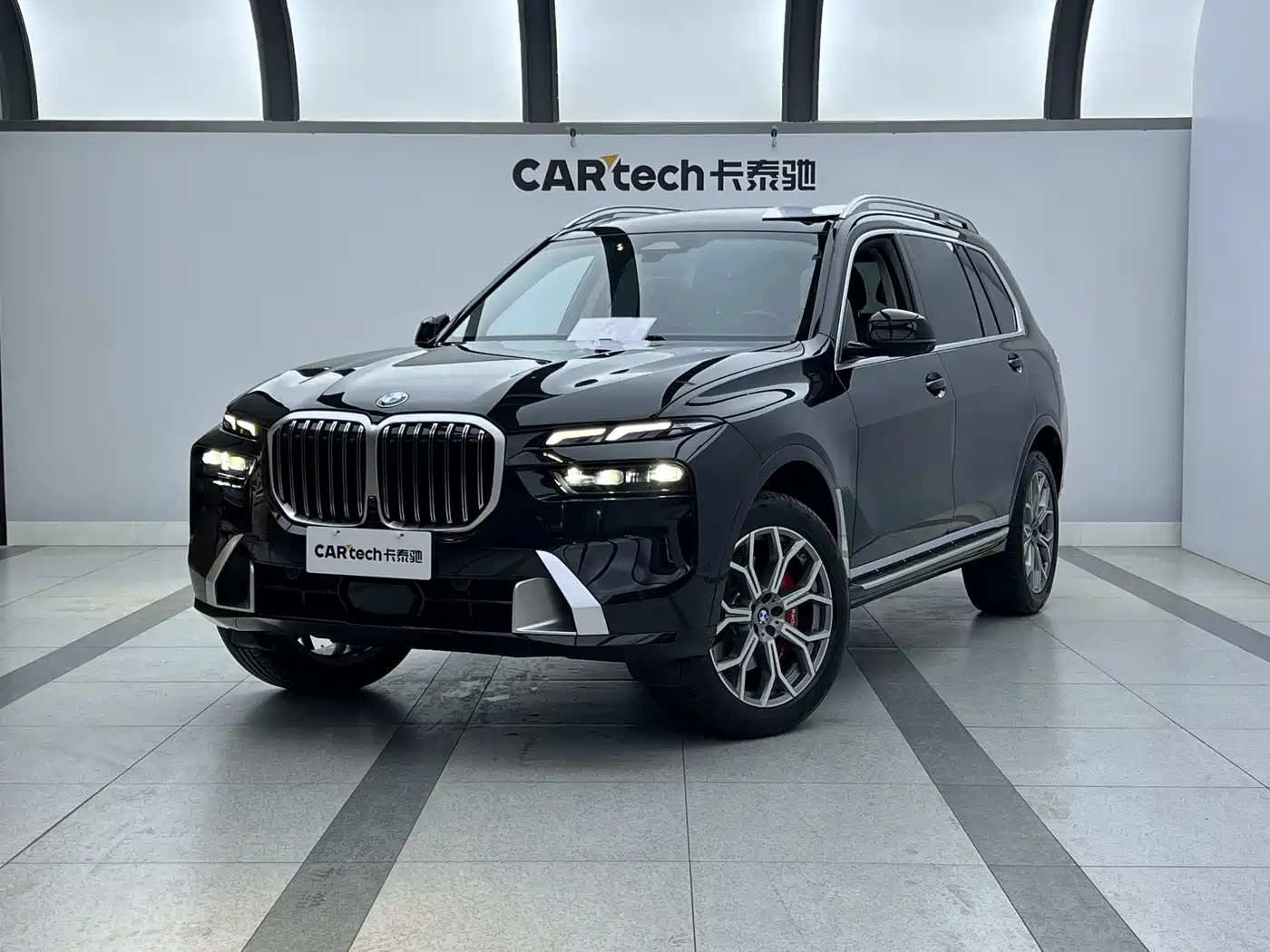 BMW X7 2024 xDrive40i Leading Luxury Package