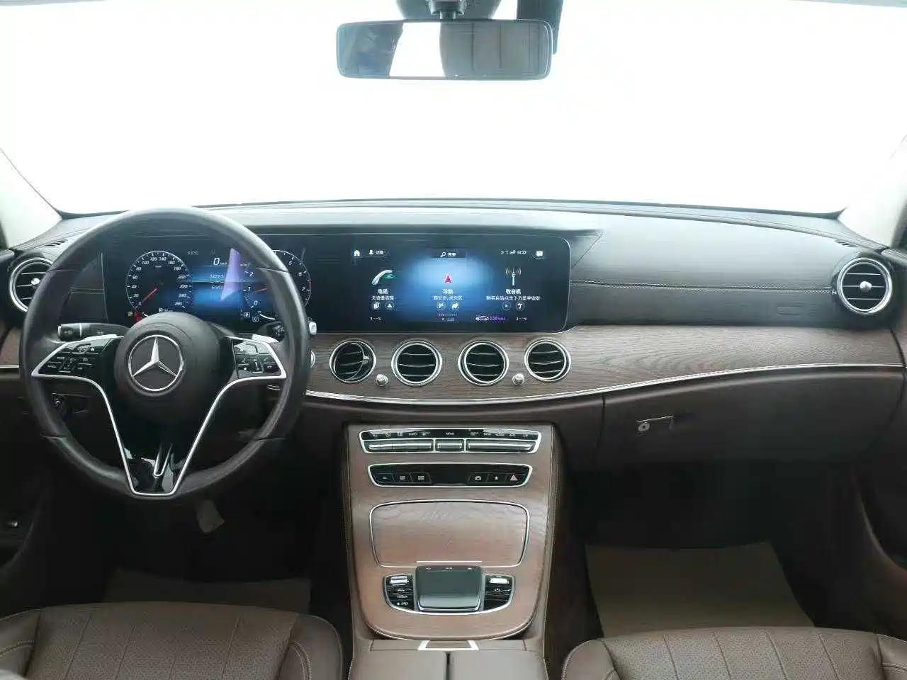 Mercedes-Benz E-Class 2023 Facelift E 300 L Luxury фото 5