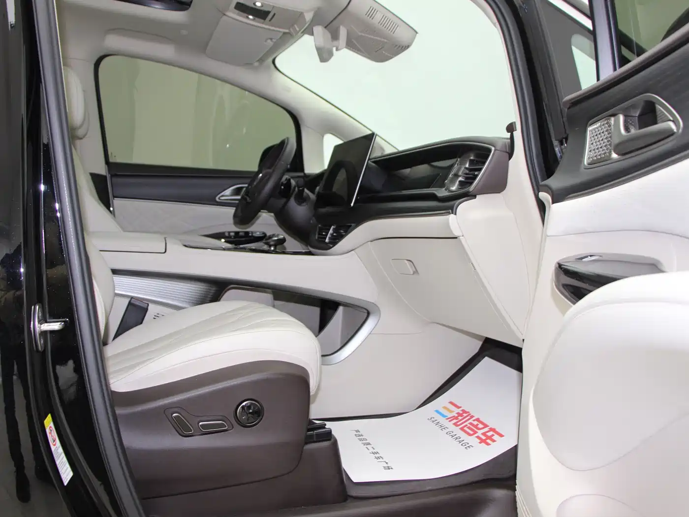 Denza D9 2025 Model DM-i Smart Drive Edition 1020 AWD Flagship фото 10