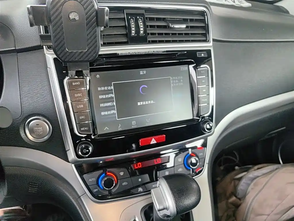 Haval M6 2018 Facelift 1.5T DCT 2WD Elite Edition фото 13