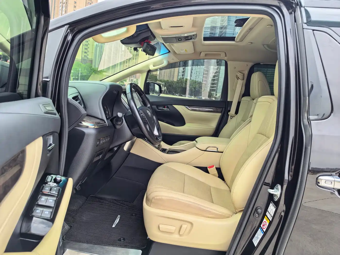 Toyota Vellfire 2020 2019 Hybrid 2.5L HV Premium Edition