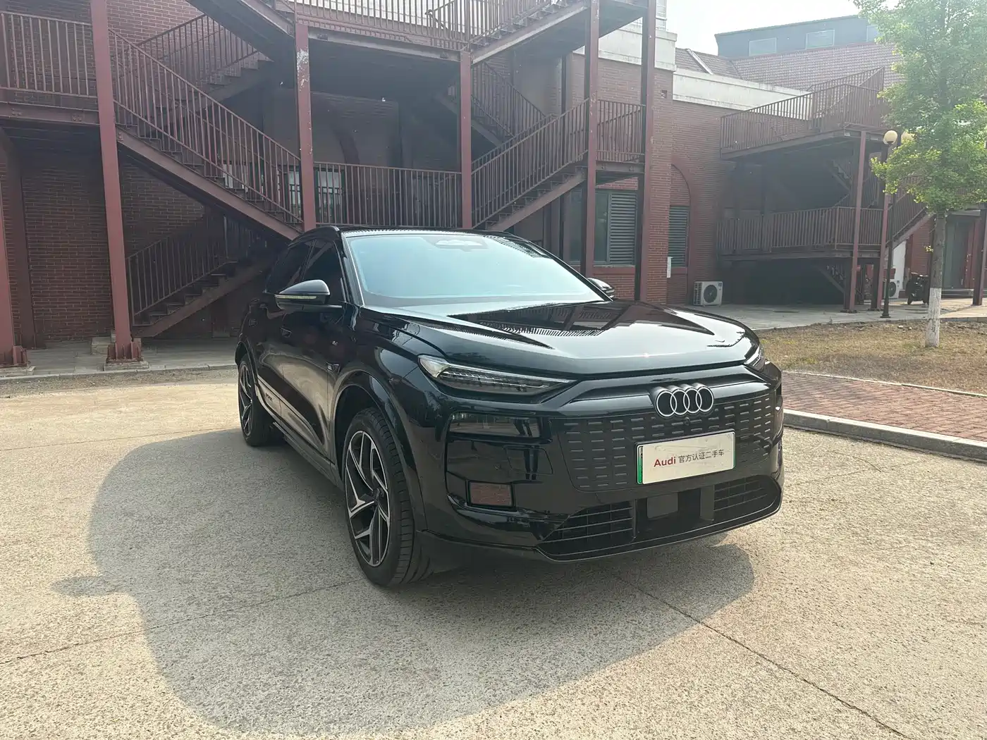 Audi Q6L e-tron 2025 Extended Range Edition фото 3