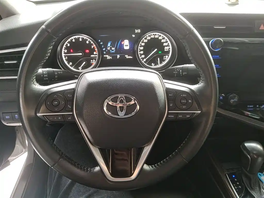 Toyota Camry 2019 2.5G Luxury Edition China VI фото 11