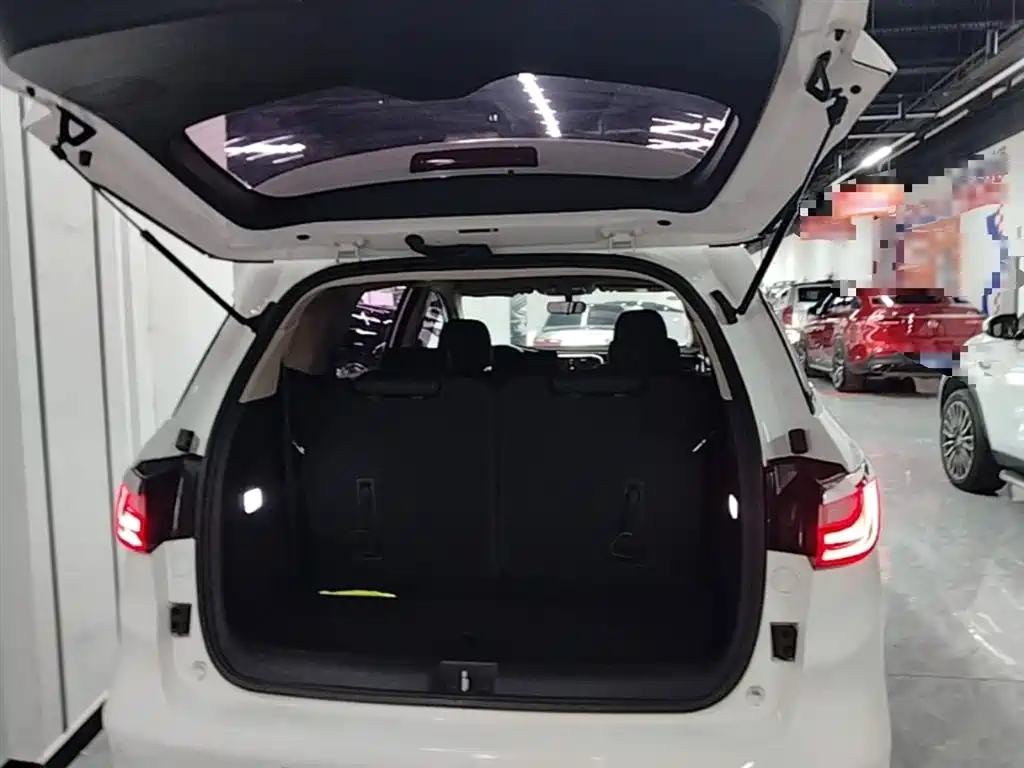 BYD Song MAX 2017 1.5T Auto Smart Luxury 7-Seater фото 19