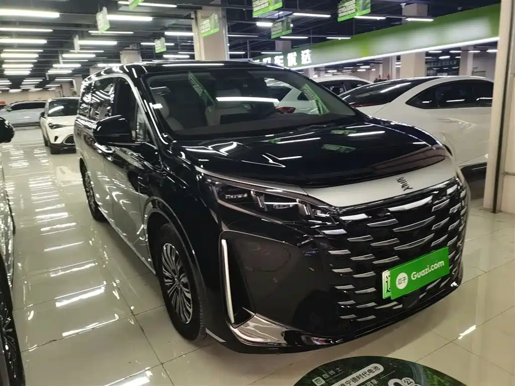 BYD Xia 2025 DM-i 1.5T 180km Surpass Edition фото 23