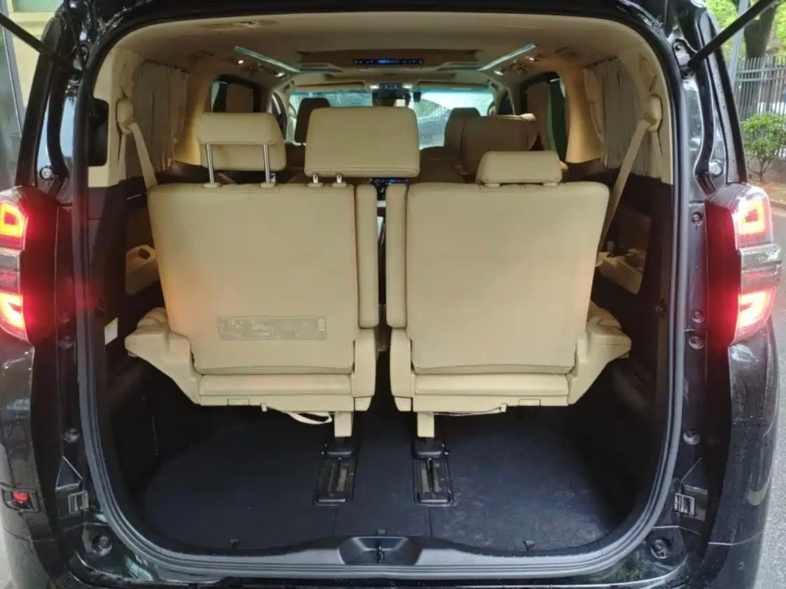 Toyota Vellfire 2020 2019 Hybrid 2.5L HV Premium Edition