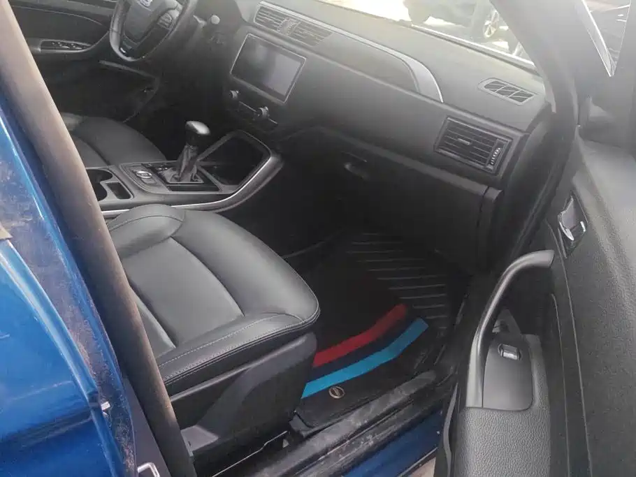 Qoros 5 2019 2018 1.6T Automatic Leading Type