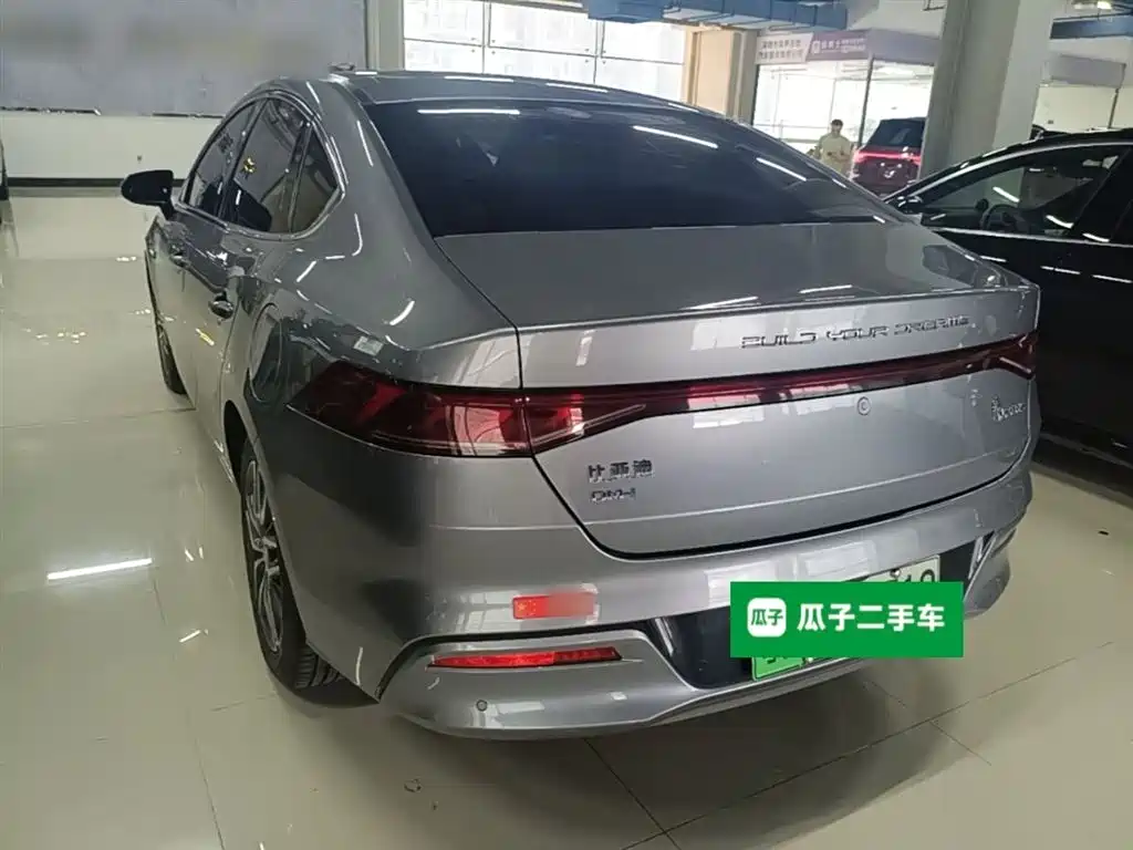 BYD Qin PLUS 2021 DM-i 55KM Flagship фото 5