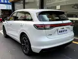Photo 4 - Shangjie SUV
