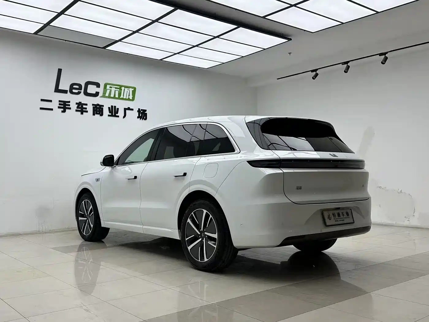 Li Auto IDEAL L6